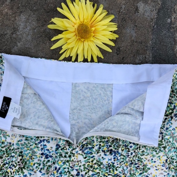 🌺 J.CREW; BEAUTIFUL Cotton Floral Print Skirt 6! - Picture 6 of 6